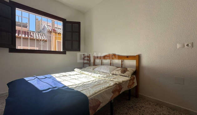 Odsprzedaż - Kamienica - Torrevieja - Cabo Cervera
