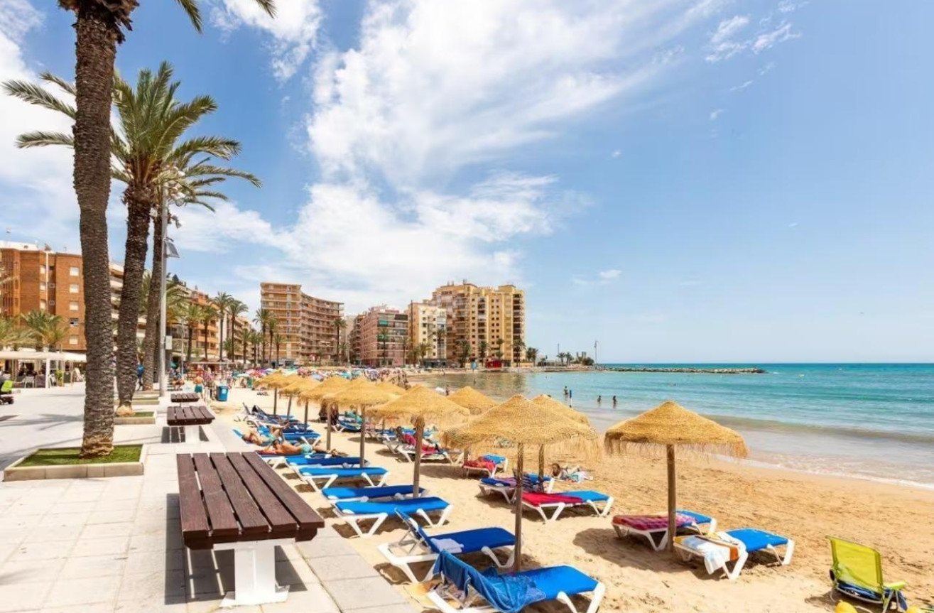 Odsprzedaż - Kamienica - Torrevieja - Cabo Cervera