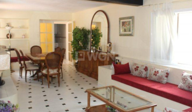 Odsprzedaż - Villa - Orihuela Costa - Villamartín