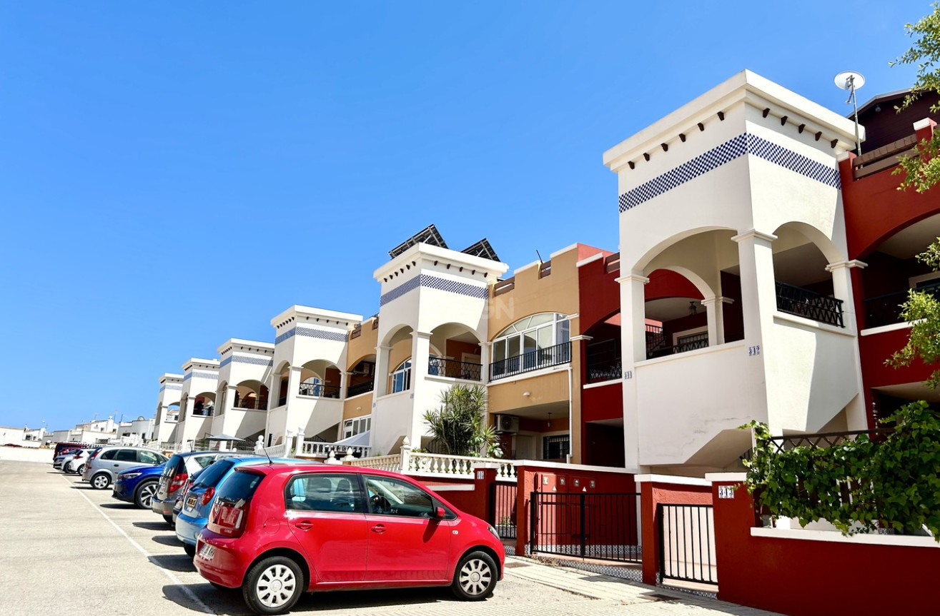 Odsprzedaż - Mieszkanie w bloku - Los Altos - Costa Blanca