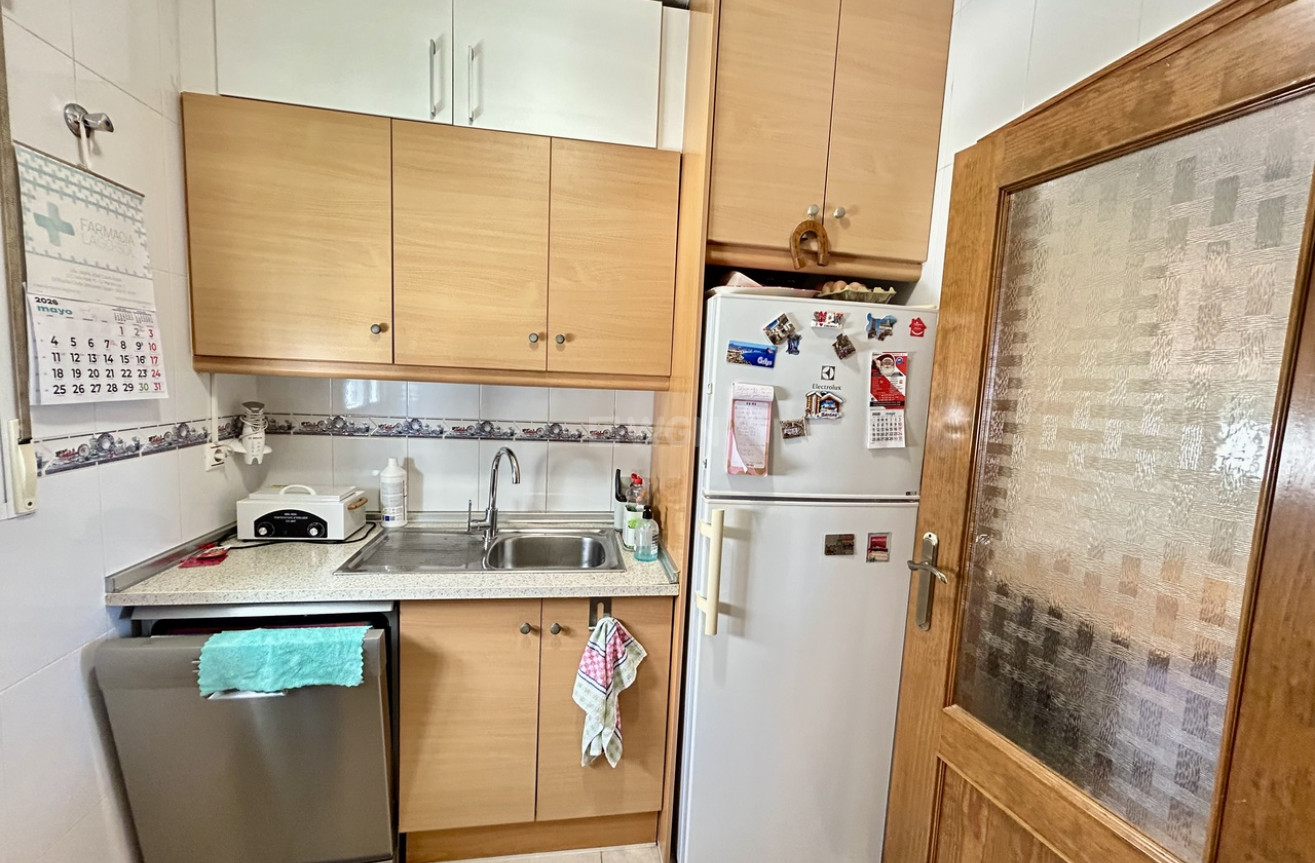 Odsprzedaż - Mieszkanie w bloku - Los Altos - Costa Blanca