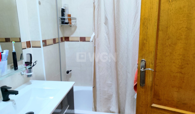 Odsprzedaż - Mieszkanie w bloku - Los Altos - Costa Blanca