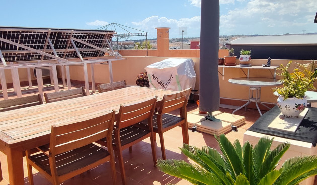 Odsprzedaż - Mieszkanie w bloku - Los Altos - Costa Blanca
