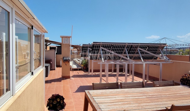 Odsprzedaż - Mieszkanie w bloku - Los Altos - Costa Blanca