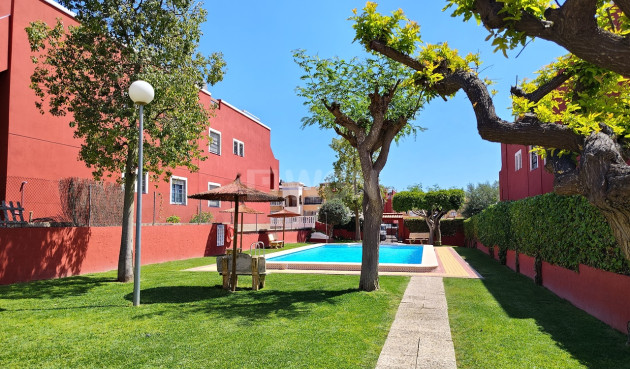Odsprzedaż - Mieszkanie w bloku - Los Altos - Costa Blanca