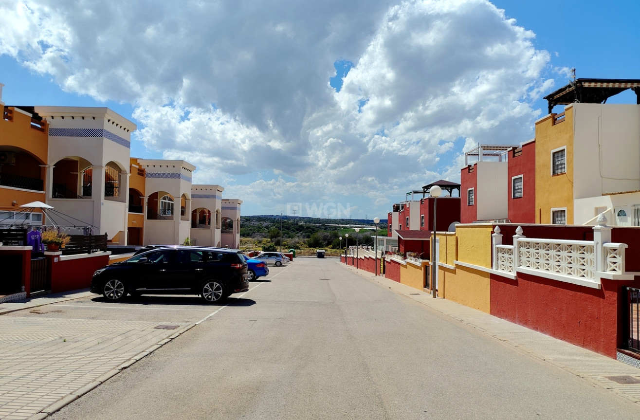 Odsprzedaż - Mieszkanie w bloku - Los Altos - Costa Blanca