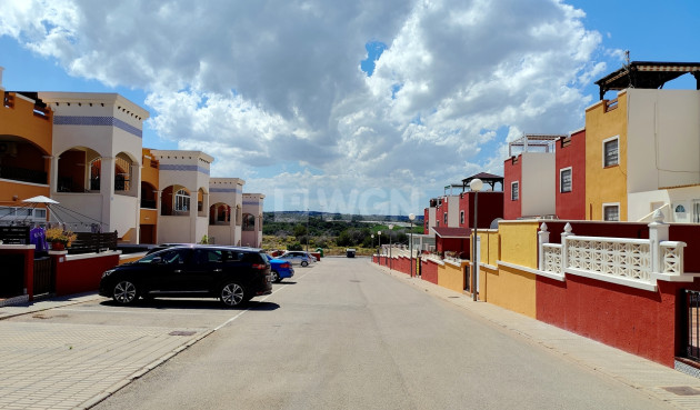 Odsprzedaż - Mieszkanie w bloku - Los Altos - Costa Blanca