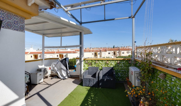 Odsprzedaż - Kamienica - Torrevieja - Costa Blanca