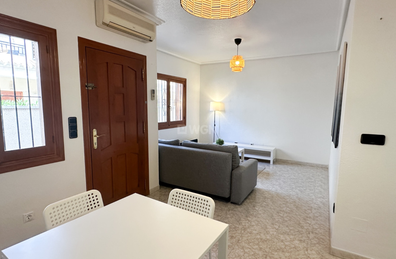 Odsprzedaż - Mieszkanie w bloku - Orihuela Costa - Costa Blanca