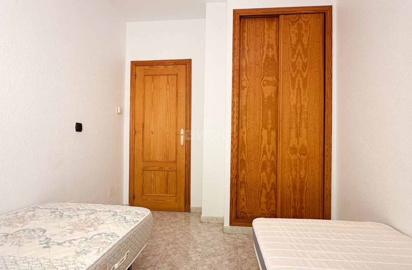 Odsprzedaż - Mieszkanie w bloku - Orihuela Costa - Costa Blanca