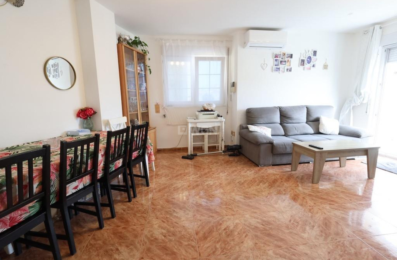 Odsprzedaż - Daszek - Torrevieja - Costa Blanca