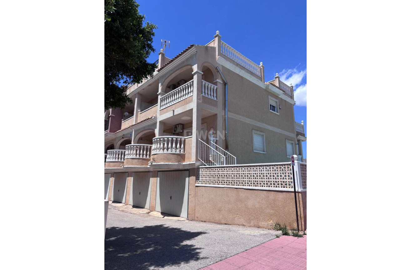Odsprzedaż - Kamienica - Villamartin - Costa Blanca
