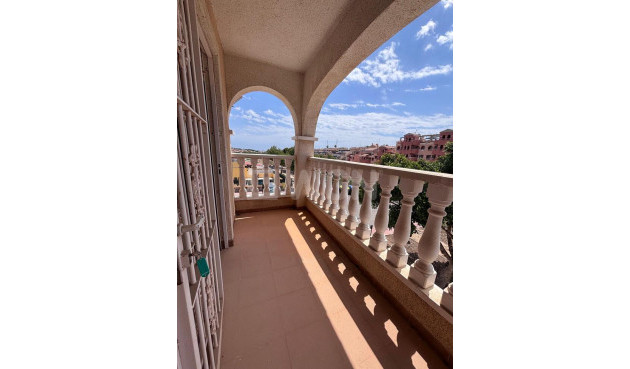 Odsprzedaż - Kamienica - Villamartin - Costa Blanca