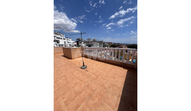 Odsprzedaż - Kamienica - Villamartin - Costa Blanca