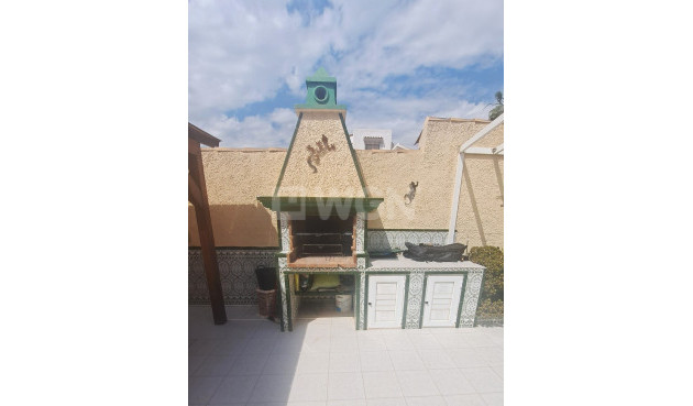 Odsprzedaż - Villa - Villamartin - Costa Blanca