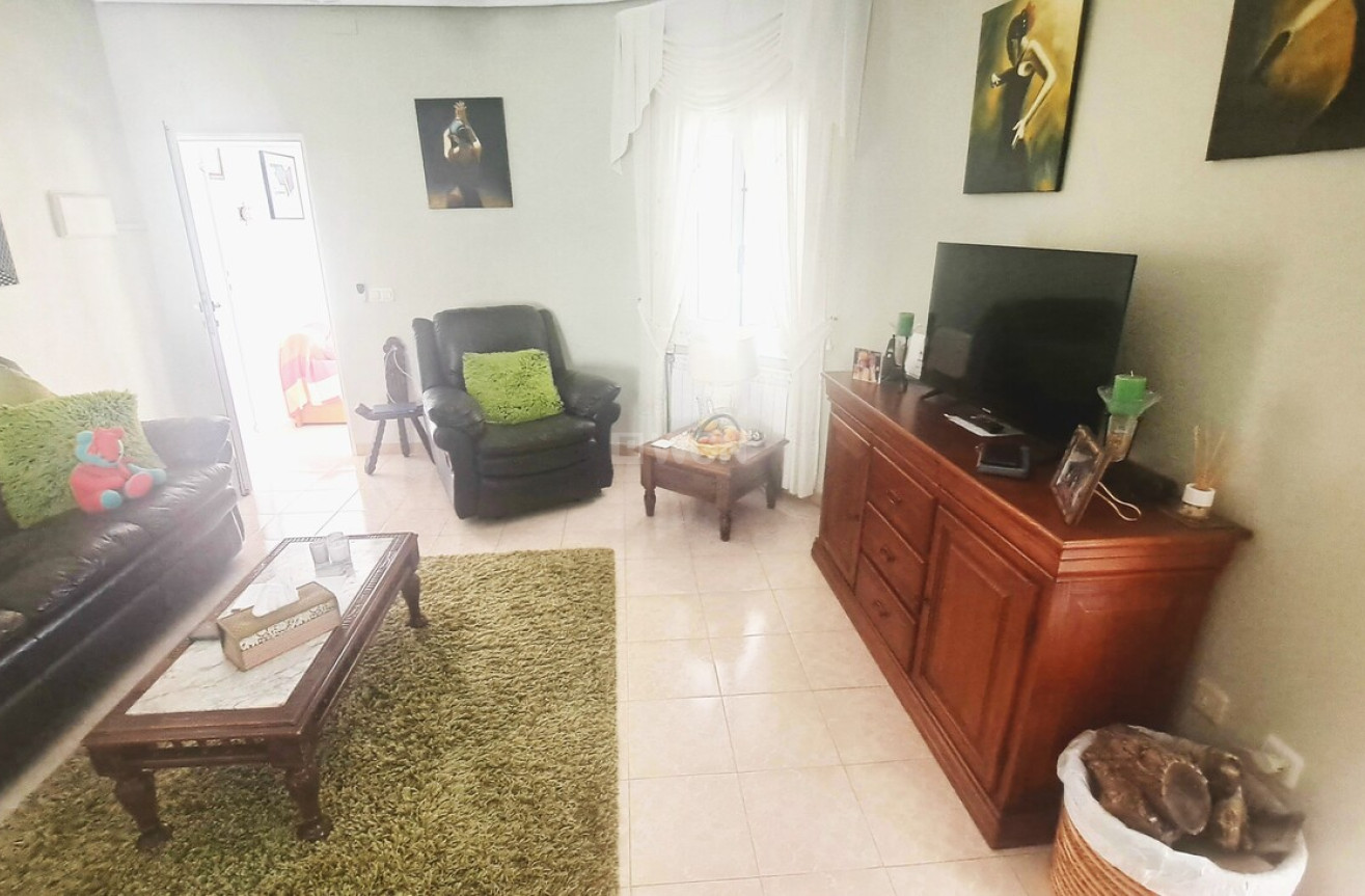 Odsprzedaż - Villa - Villamartin - Costa Blanca