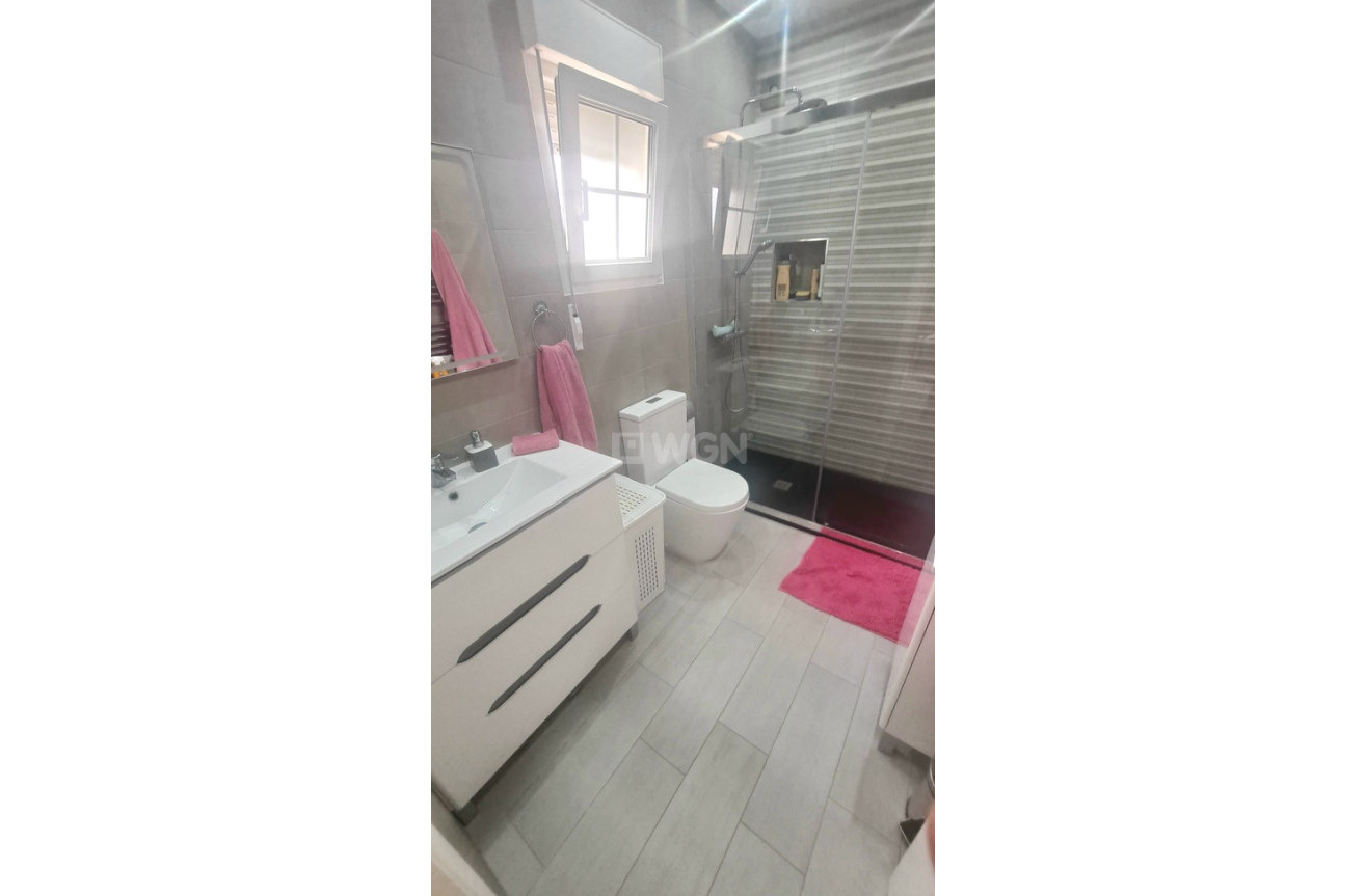 Odsprzedaż - Villa - Villamartin - Costa Blanca