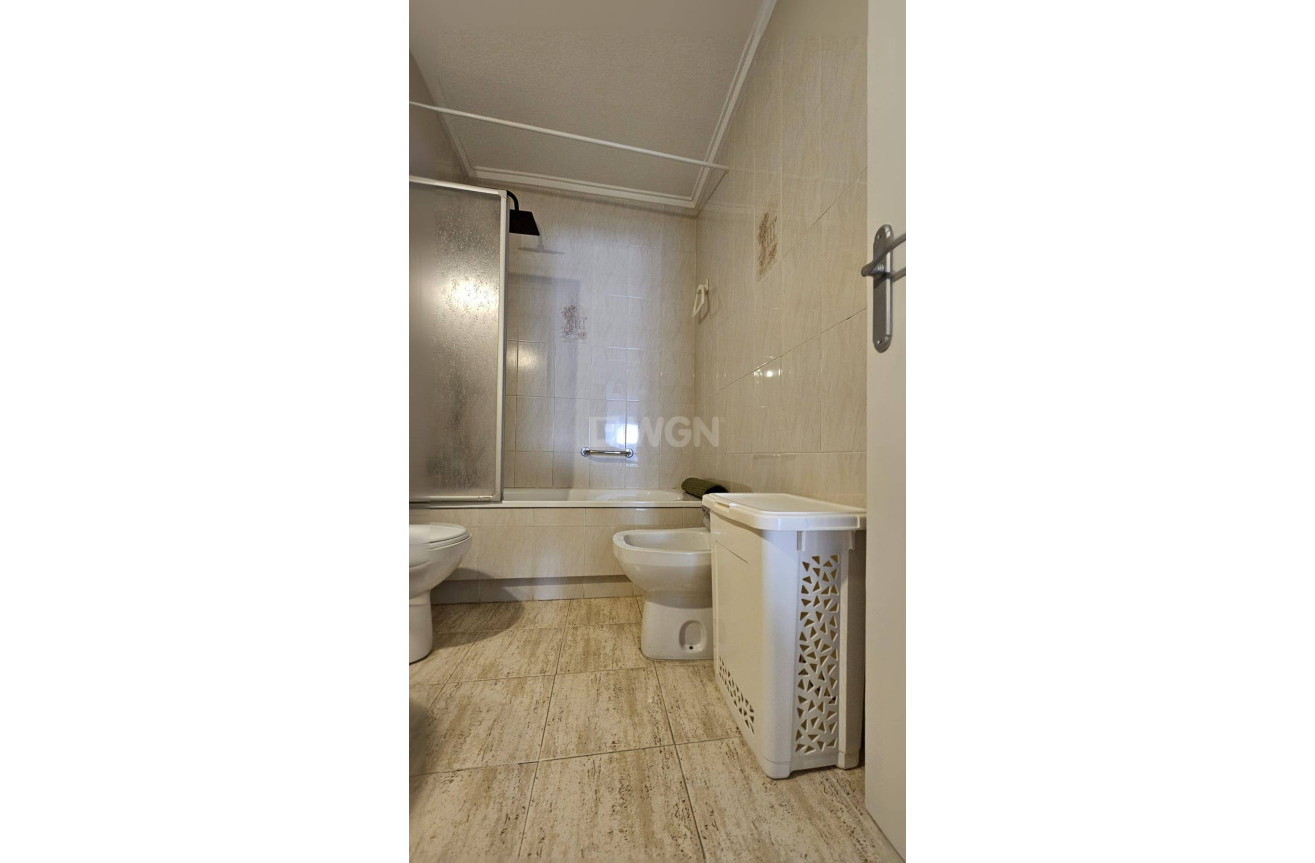 Odsprzedaż - Daszek - Torrevieja - Acequion
