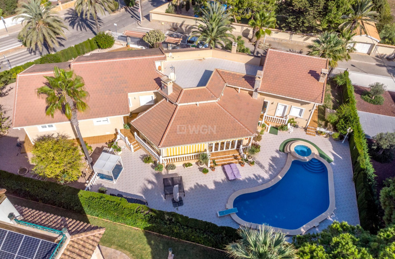 Odsprzedaż - Villa - Cabo Roig - Muy Cerca De La Playa