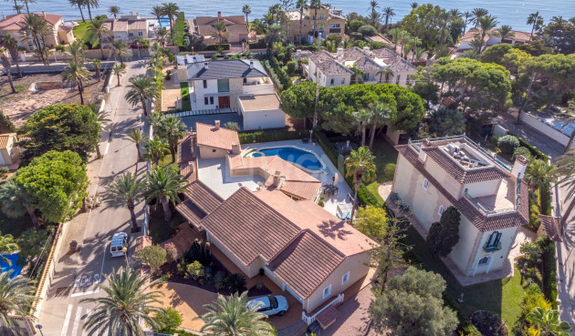 Odsprzedaż - Villa - Cabo Roig - Muy Cerca De La Playa