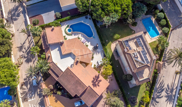 Odsprzedaż - Villa - Cabo Roig - Muy Cerca De La Playa