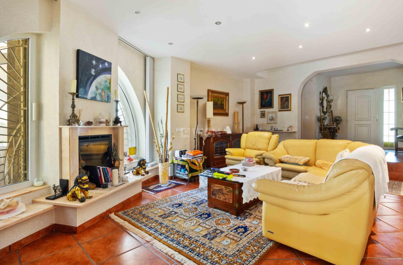 Odsprzedaż - Villa - Cabo Roig - Muy Cerca De La Playa