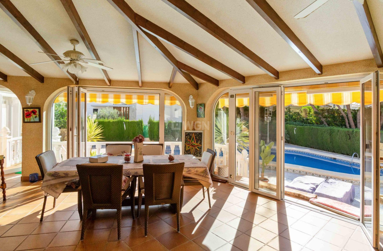 Odsprzedaż - Villa - Cabo Roig - Muy Cerca De La Playa