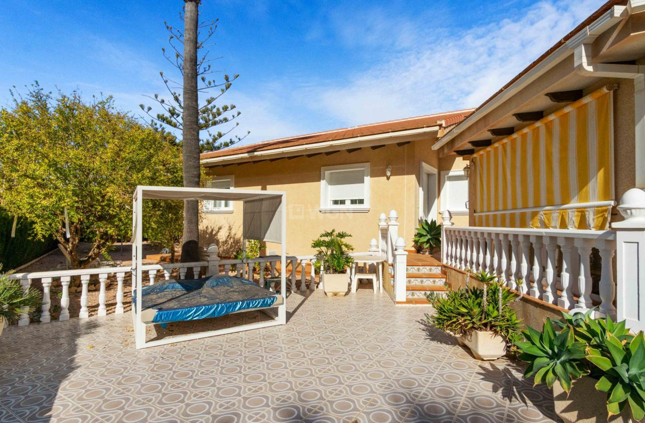 Odsprzedaż - Villa - Cabo Roig - Muy Cerca De La Playa
