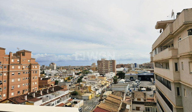Odsprzedaż - Mieszkanie w bloku - Torrevieja - Nueva Torrevieja