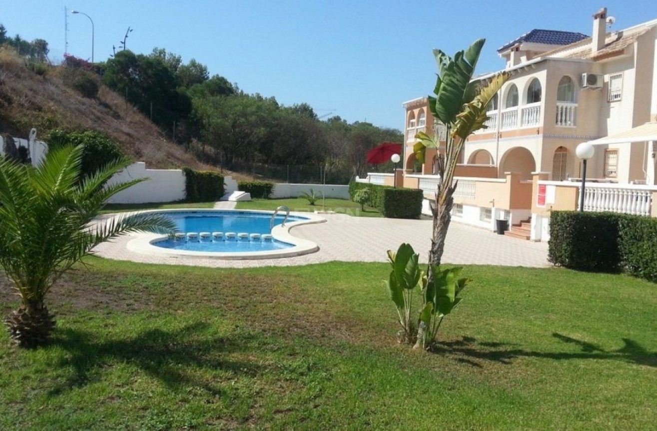 Odsprzedaż - Mieszkanie w bloku - Torrevieja - La Mata