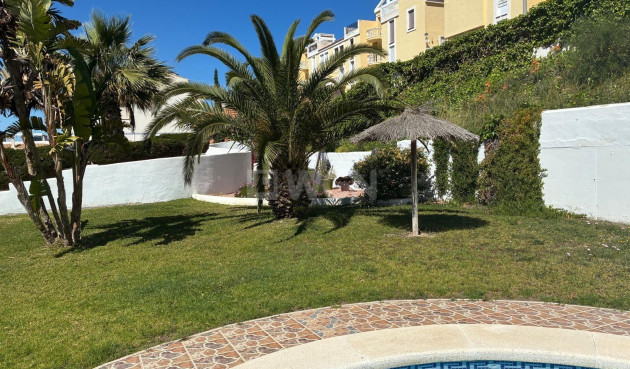 Odsprzedaż - Mieszkanie w bloku - Torrevieja - La Mata