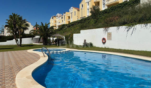 Odsprzedaż - Mieszkanie w bloku - Torrevieja - La Mata