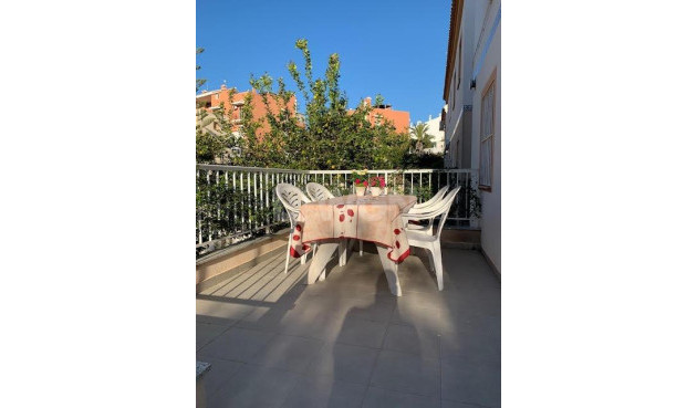 Odsprzedaż - Mieszkanie w bloku - Torrevieja - La Mata