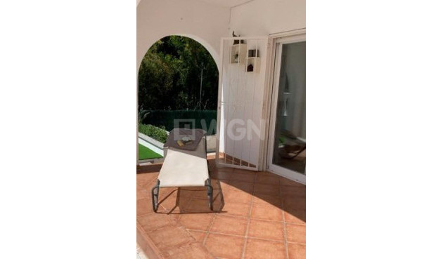 Odsprzedaż - Mieszkanie w bloku - Torrevieja - La Mata