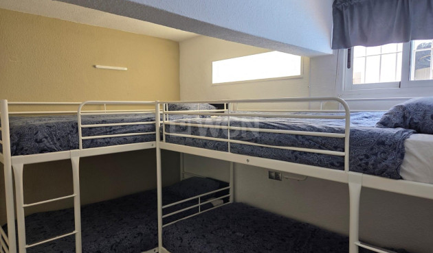 Odsprzedaż - Mieszkanie w bloku - Torrevieja - La Mata
