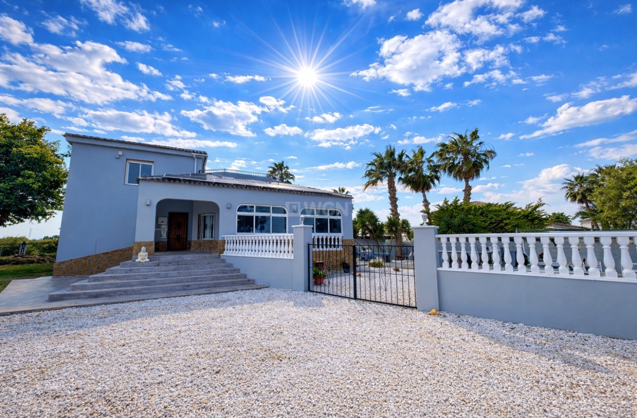 Odsprzedaż - Villa - Catral - Costa Blanca