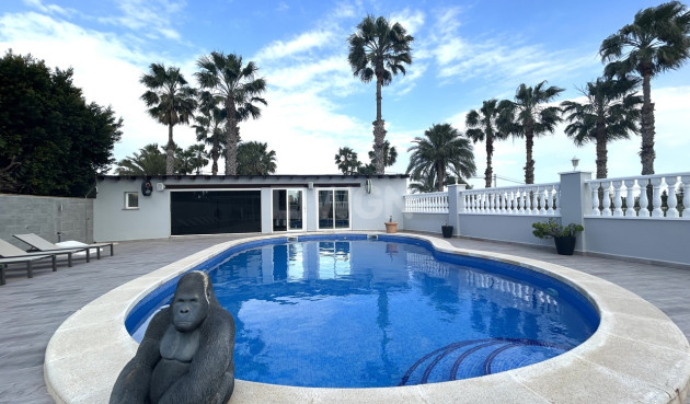Odsprzedaż - Villa - Catral - Costa Blanca