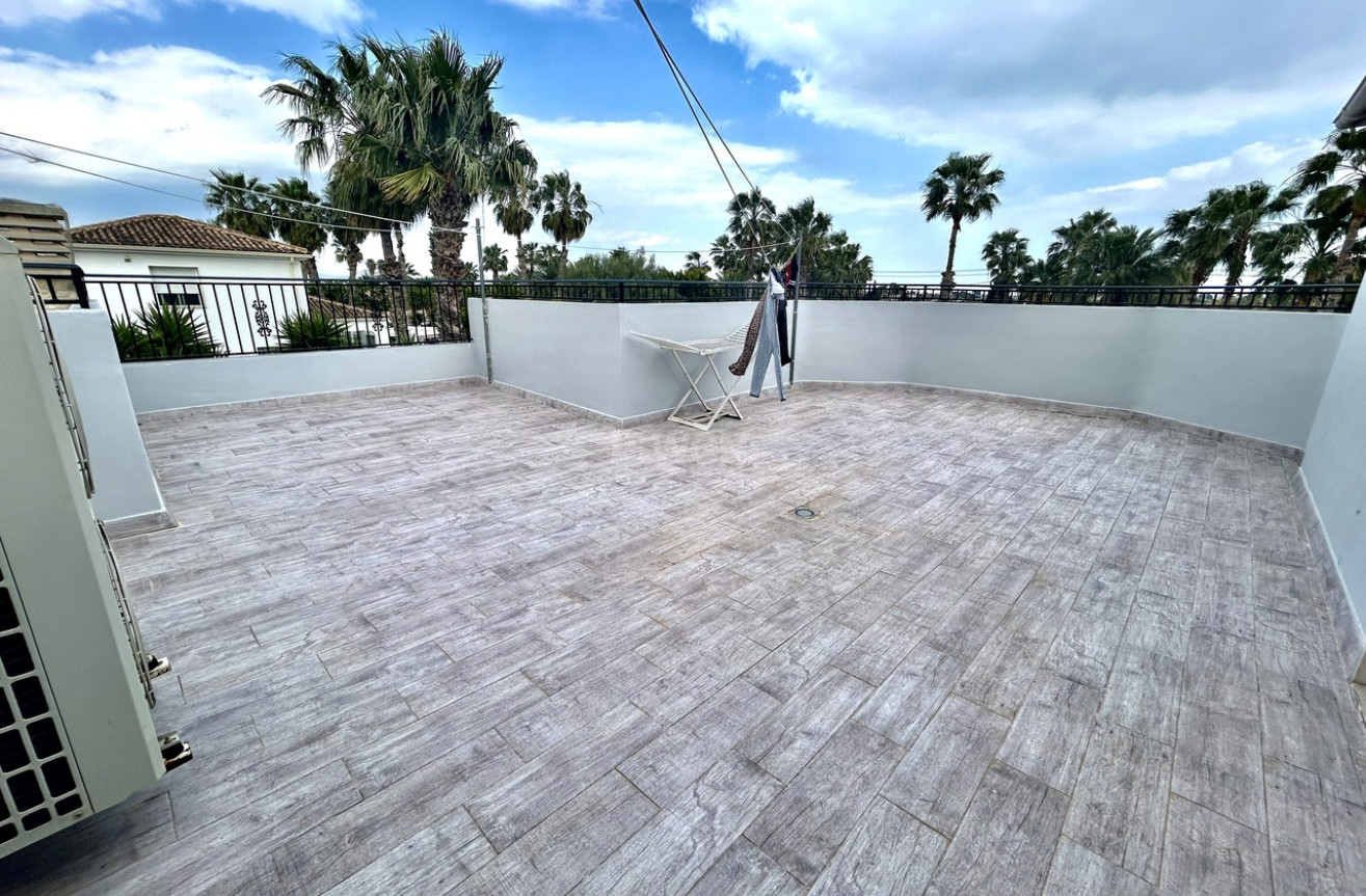 Odsprzedaż - Villa - Catral - Costa Blanca