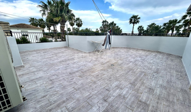 Odsprzedaż - Villa - Catral - Costa Blanca