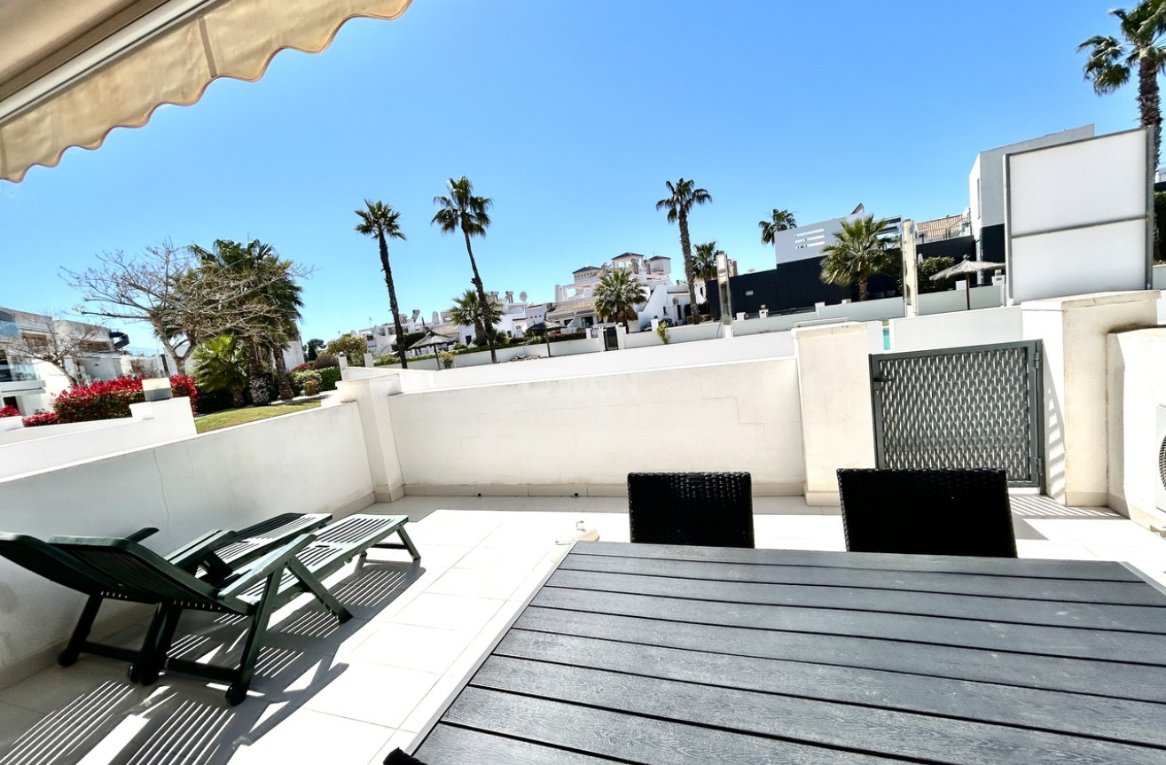 Odsprzedaż - Mieszkanie w bloku - Villamartin - Costa Blanca