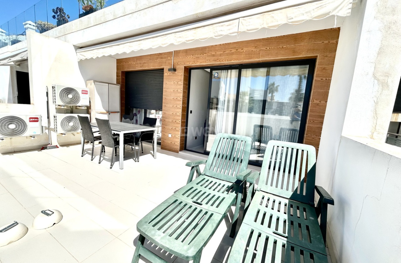 Odsprzedaż - Mieszkanie w bloku - Villamartin - Costa Blanca