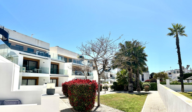 Odsprzedaż - Mieszkanie w bloku - Villamartin - Costa Blanca