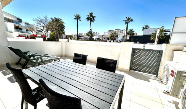 Odsprzedaż - Mieszkanie w bloku - Villamartin - Costa Blanca