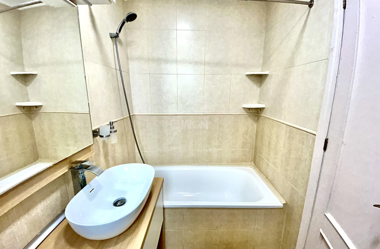 Odsprzedaż - Mieszkanie w bloku - Torrevieja - Costa Blanca