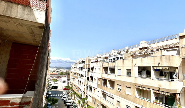 Odsprzedaż - Mieszkanie w bloku - Torrevieja - Costa Blanca