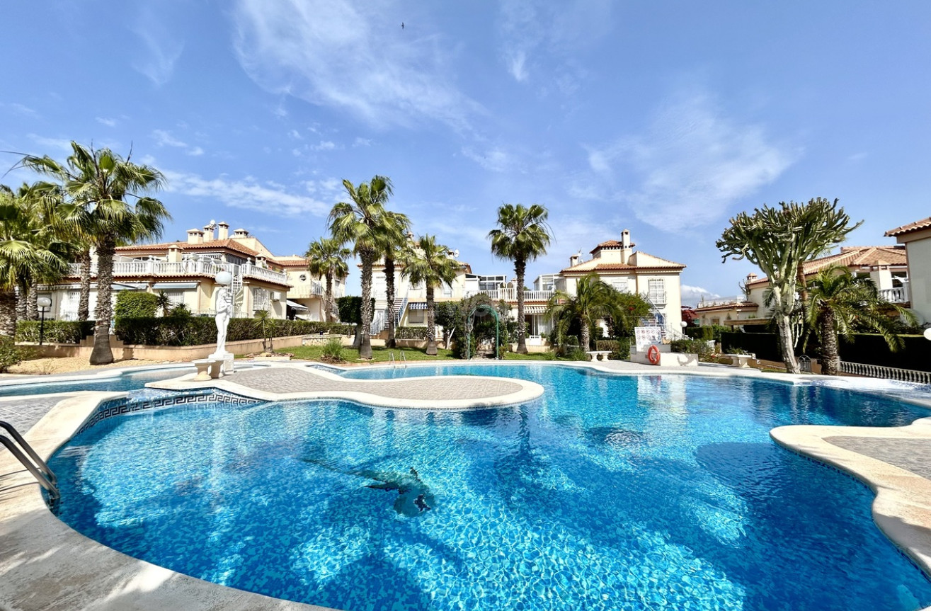 Odsprzedaż - Mieszkanie w bloku - Los Altos - Costa Blanca