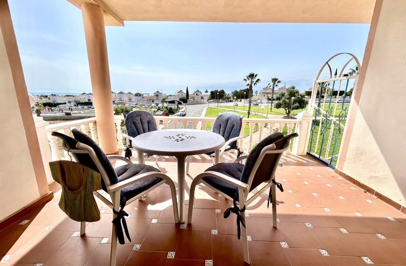 Odsprzedaż - Mieszkanie w bloku - Los Altos - Costa Blanca