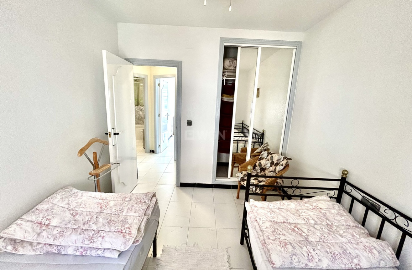 Odsprzedaż - Mieszkanie w bloku - Los Altos - Costa Blanca