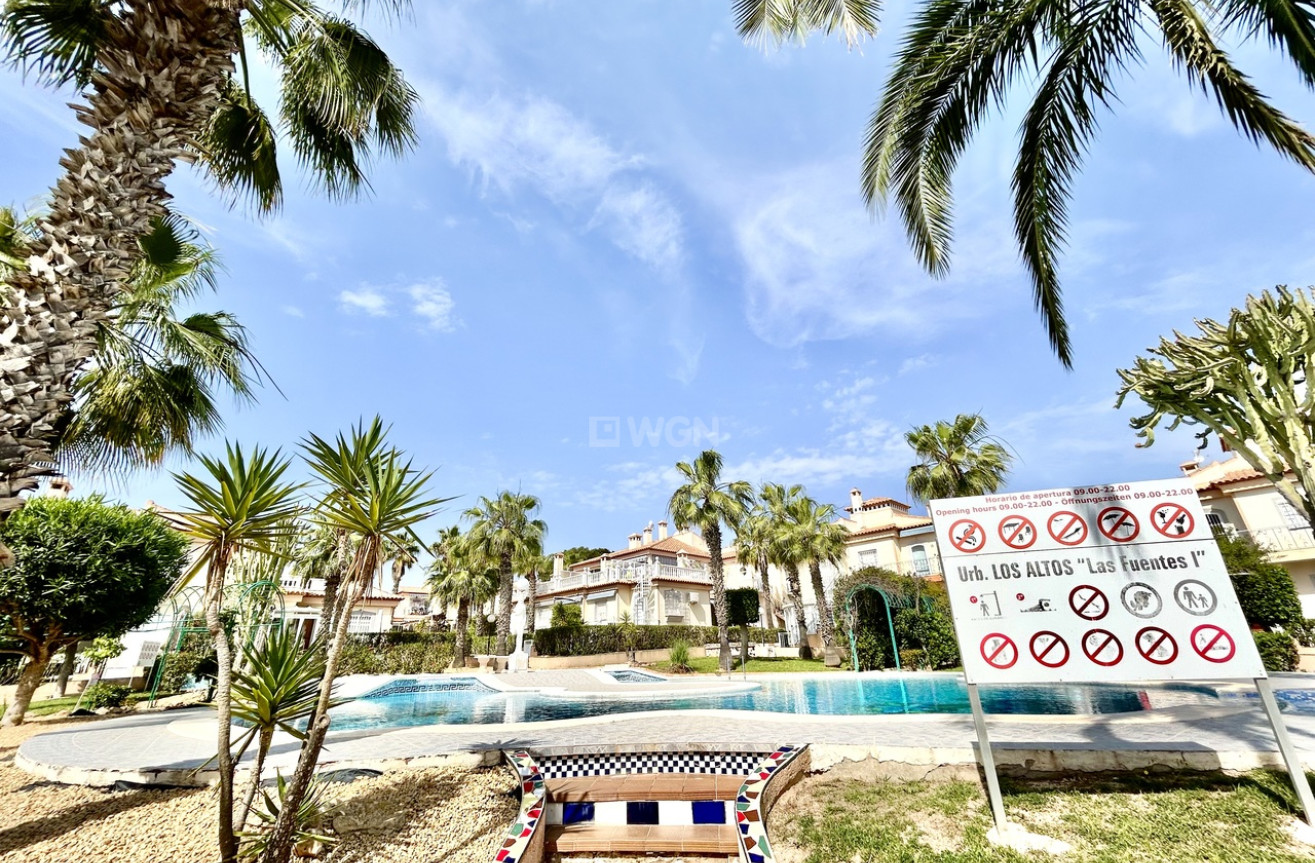 Odsprzedaż - Mieszkanie w bloku - Los Altos - Costa Blanca