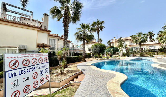 Odsprzedaż - Mieszkanie w bloku - Los Altos - Costa Blanca